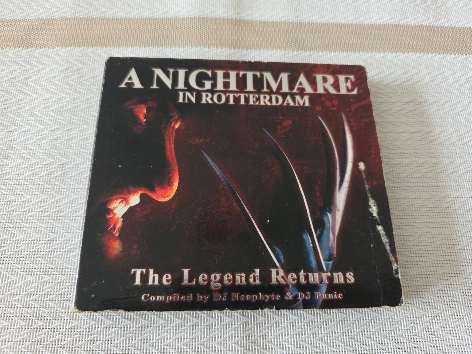 A Nightmare in Rotterdam - The Legend Returns (2xCD), Cd's en Dvd's, Gebruikt, Hardcore, Inclusief boekje, Ophalen of Verzenden