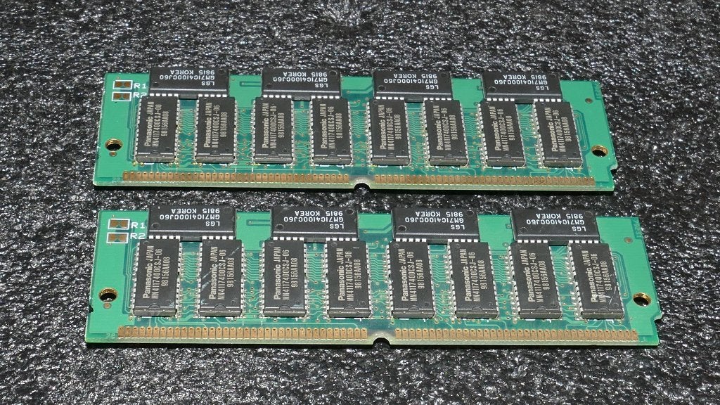 2 X 16 MB | 72‑pins FPM RAM | Panasonic MN4117400CSJ‑06, Computers en Software, Vintage Computers, Ophalen of Verzenden, Panasonic