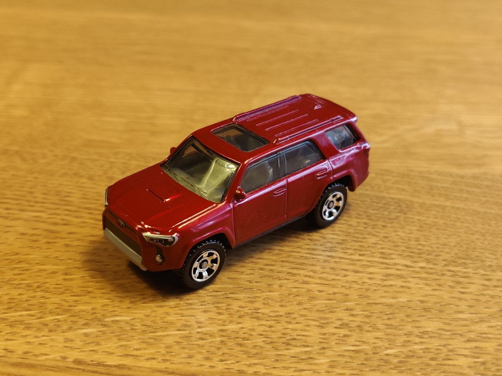 Matchbox Toyota 4Runner ROOD, Ophalen of Verzenden, Zo goed als nieuw, Auto
