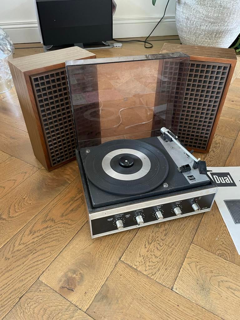 Dual HS27 Grammofoonplaat Speler met Handleiding, Ophalen of Verzenden, Zo goed als nieuw, Platenspeler, Dual