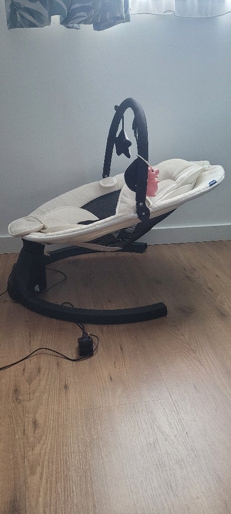 Luvion baby swing, Ophalen of Verzenden, Zo goed als nieuw, Overige merken