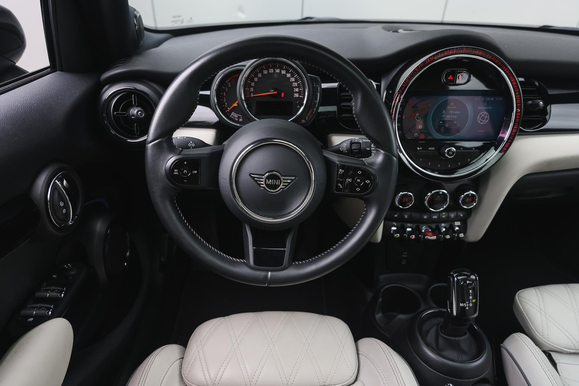 MINI Hatchback Cooper Camden Automaat / Panoramadak / Sports, 136 pk, Gebruikt, Euro 6, Blauw