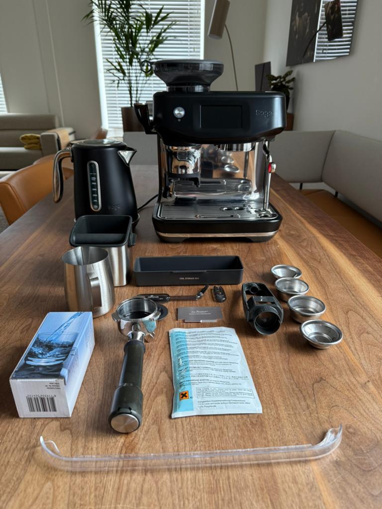 Sage the Barista Touch Impress icm Sage waterkoker, Gebruikt, Koffiemachine, 2 tot 4 kopjes, Afneembaar waterreservoir
