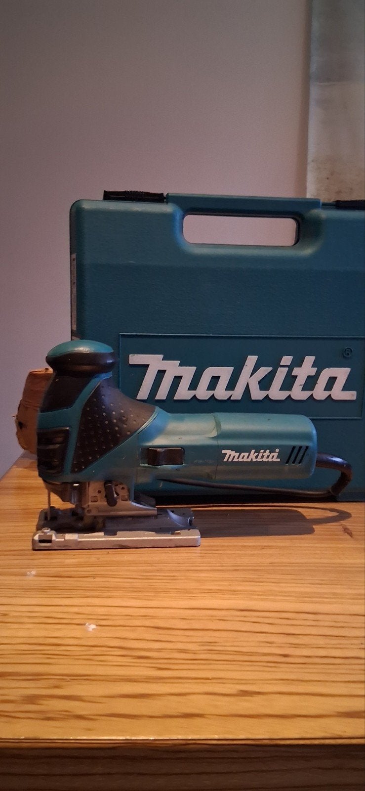 Makita Decoupeerzaag - Zo goed als nieuw, inclusief koffer, Ophalen of Verzenden, Zo goed als nieuw, Decoupeerzaag, Makita