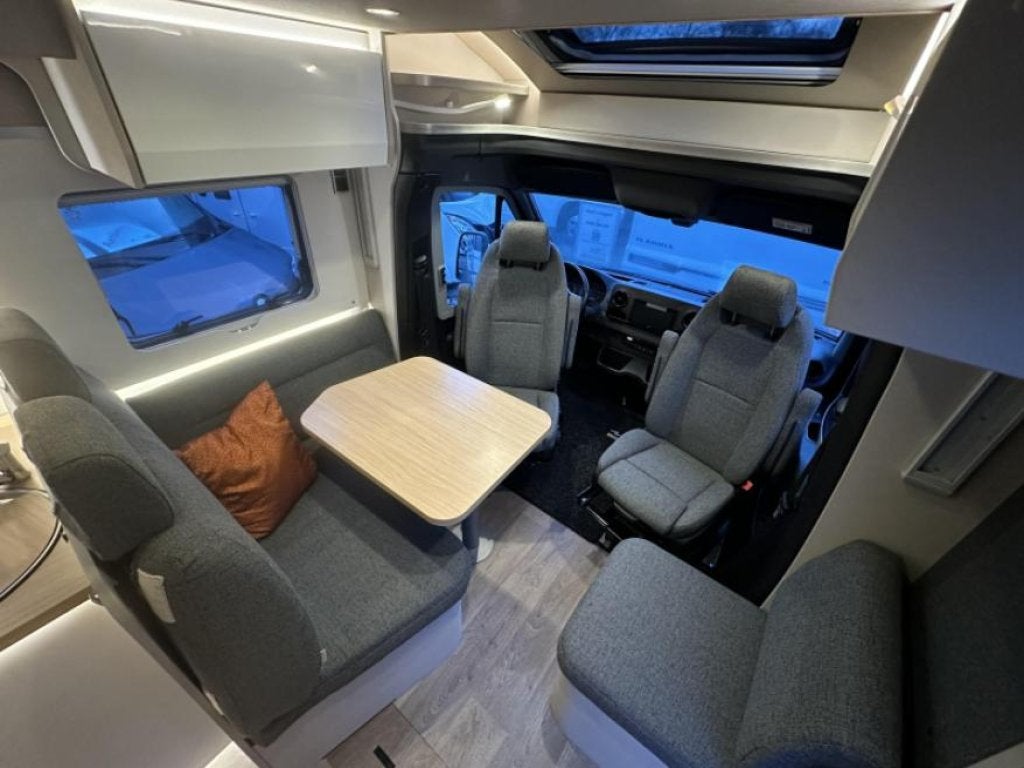 Hymer Tramp S 585 HEFBED + LENGTE BEDDEN, Ringverwarming, Bedrijf, Diesel, Hymer