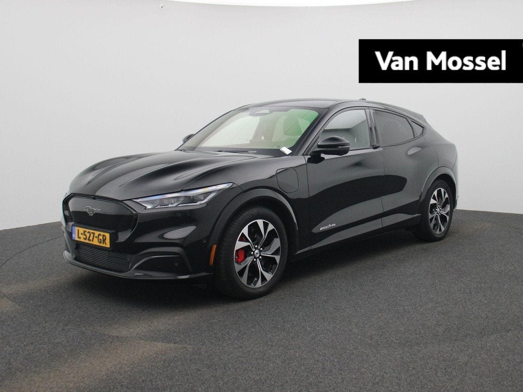 Ford Mustang Mach-E AWD 75 kWh Aut. | Panoramadak | B&O Soun, Automaat, 12 maanden, Stof, Gebruikt