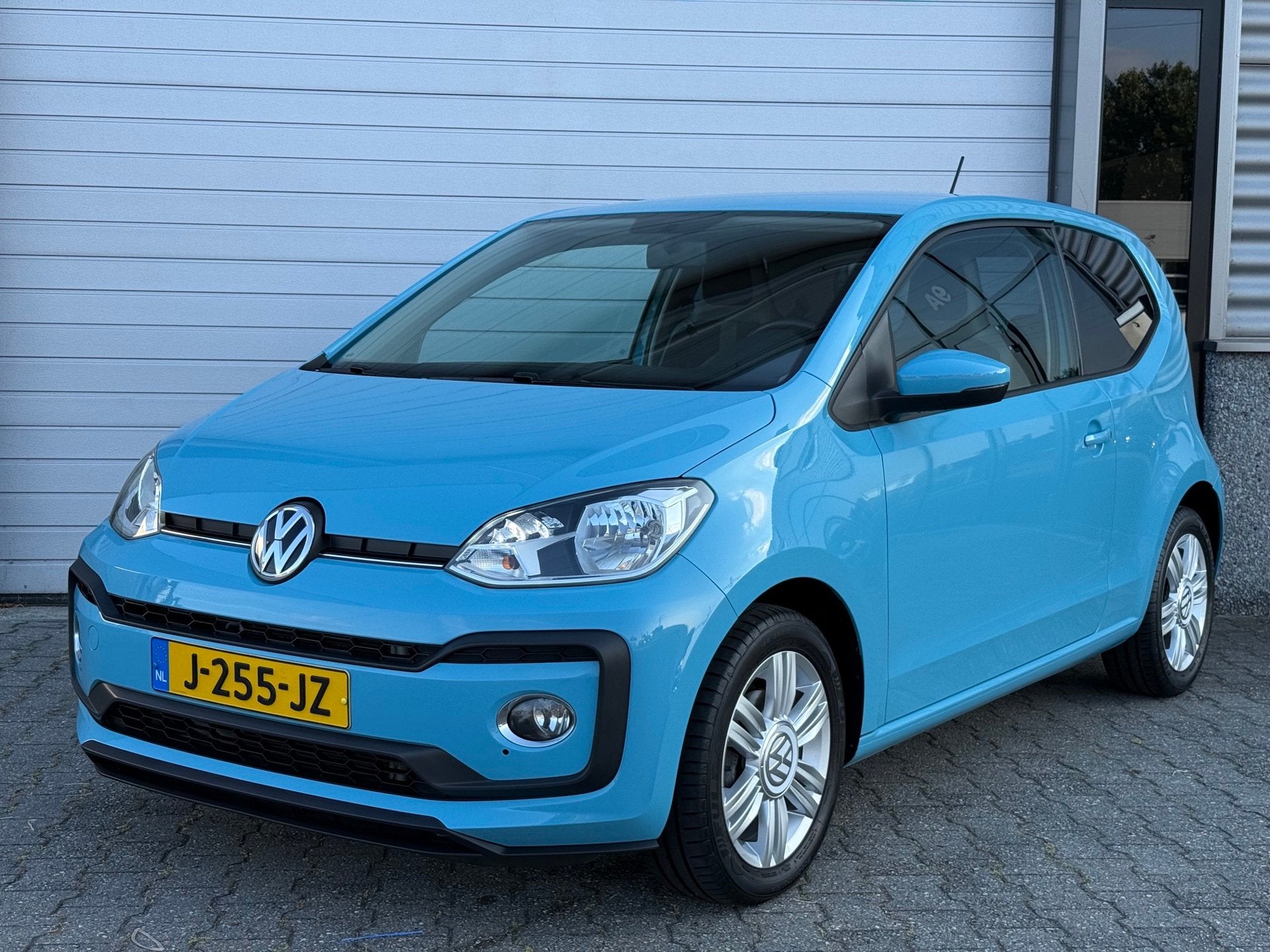 Volkswagen Up! 1.0 TSI BMT high up!, Voorwielaandrijving, Gebruikt, LED verlichting, Leder en Stof