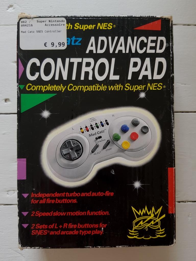 Mad catz advanced control pad super nes, Spelcomputers en Games, Ophalen of Verzenden, Gebruikt, Met 1 controller