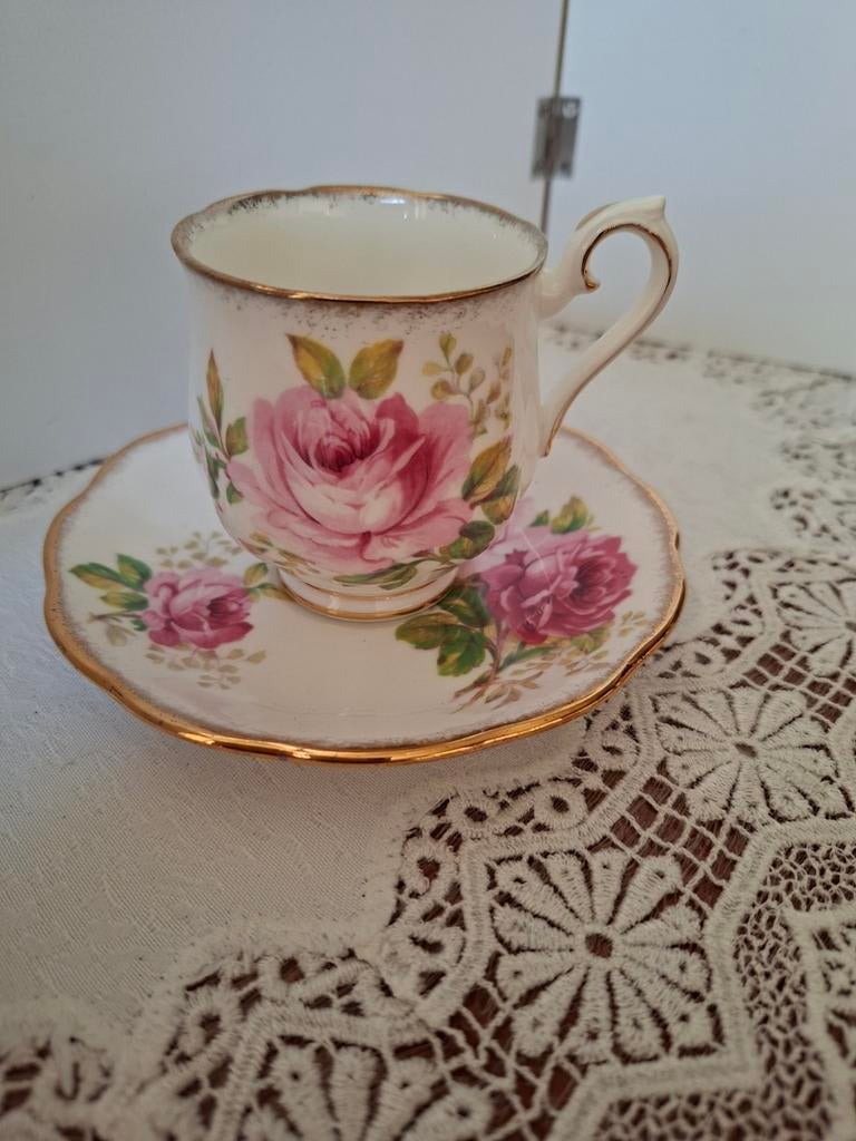 Royal Albert American beauty damesmodel, Ophalen of Verzenden