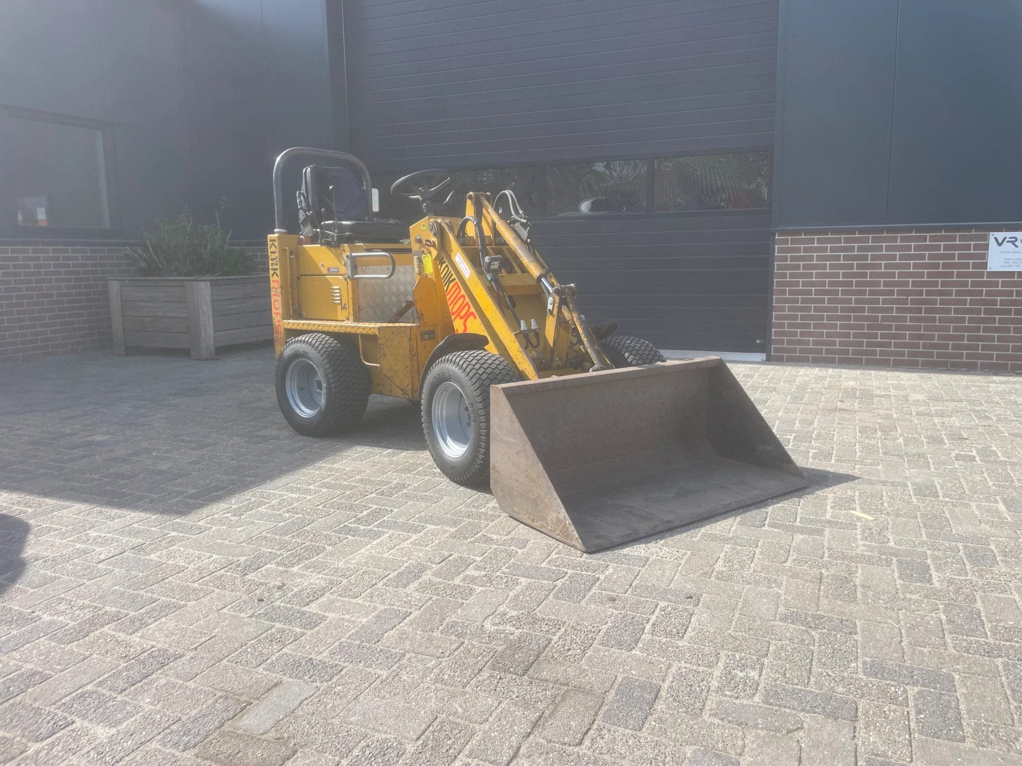 Knikmops 90 - minishovel mini loader - Giant Weidemann Schaf, Wiellader of Shovel