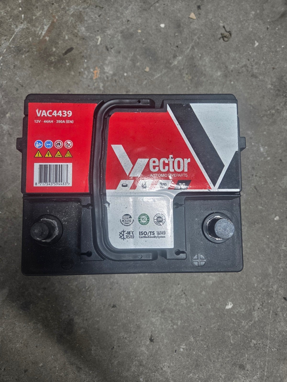 Auto Accu Vector VAC4439 - 44Ah, 390A (Zo goed als nieuw), Ophalen of Verzenden, Gebruikt, Universele onderdelen
