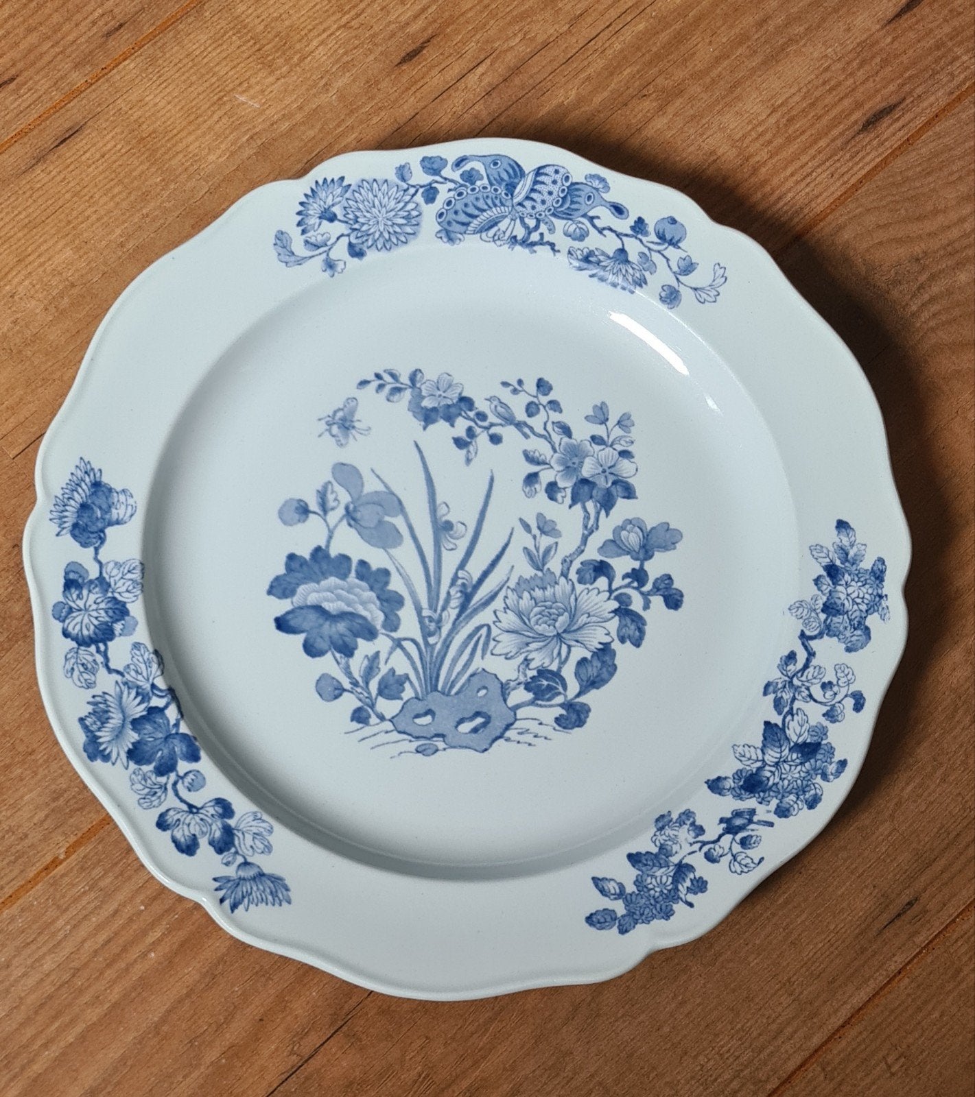 Wedgwood dinerbord, Antiek en Kunst, Antiek | Servies los, Ophalen of Verzenden