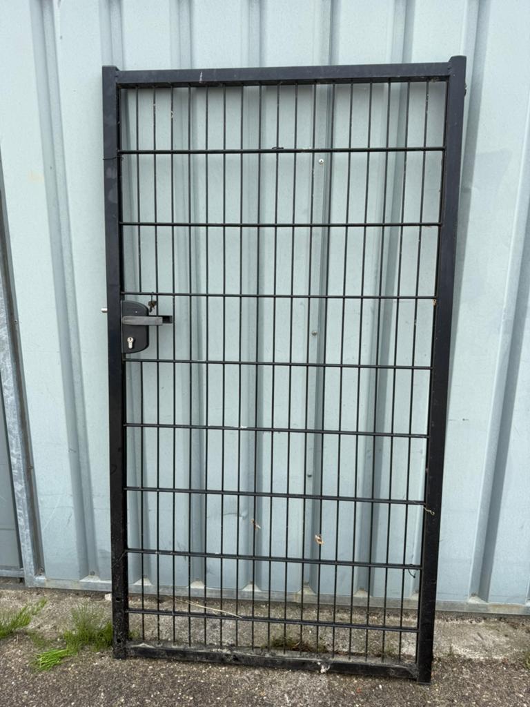 Poort inck hekwerk, Ophalen of Verzenden, Zo goed als nieuw, IJzer
