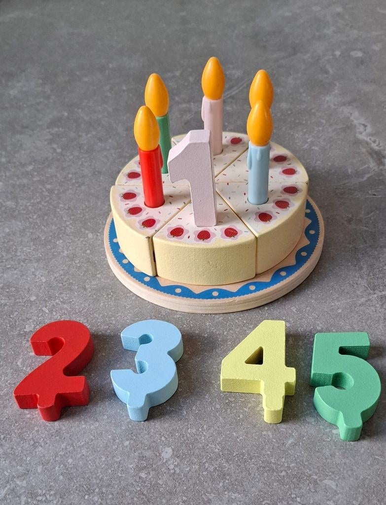 Houten verjaardagstaartje met cijfers 1 t/m 5, Kinderen en Baby's, Speelgoed | Houten speelgoed, Ophalen, Zo goed als nieuw