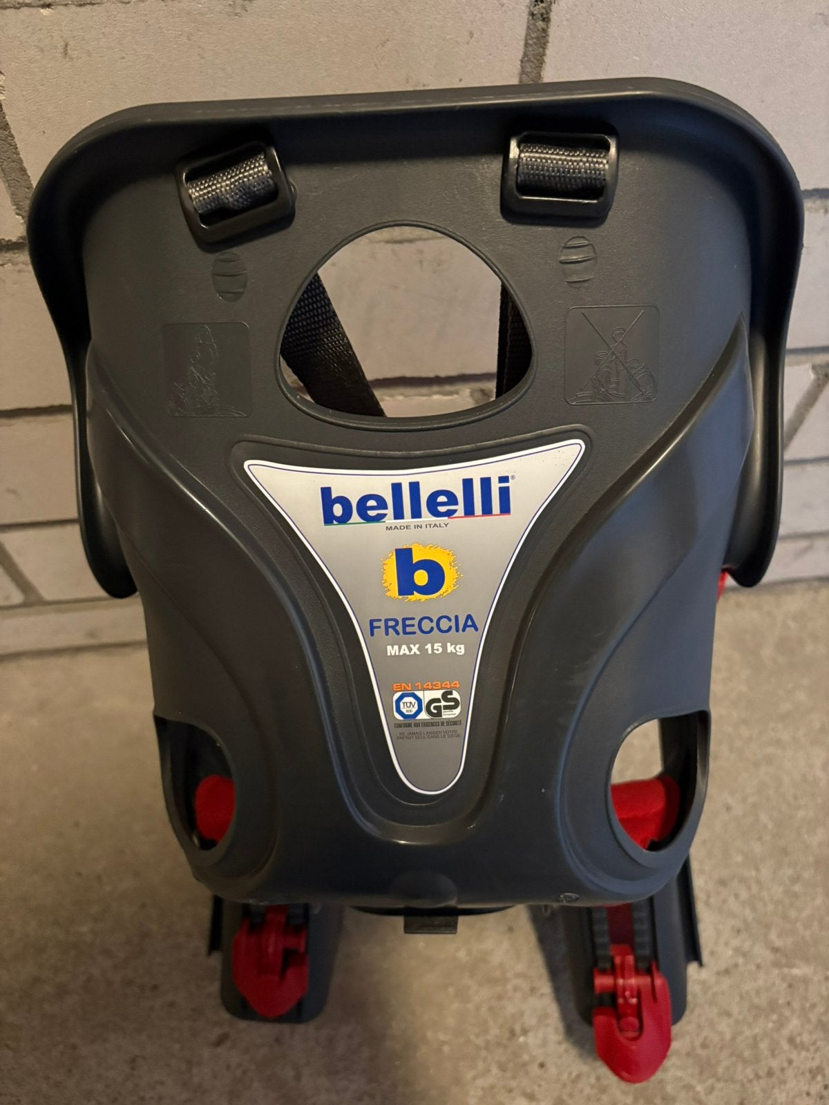 Bellelli Freccia fietsstoeltje - kleinere fietsframes, MTBs, Ophalen, Voetsteuntjes, Voorzitje, Zo goed als nieuw