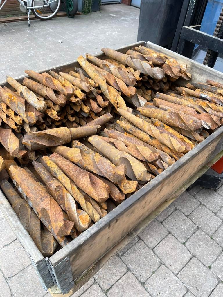400 kg boren die wat liefde nodig hebben, Ophalen of Verzenden, Metaaldraaibank