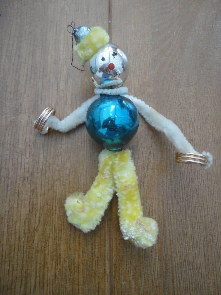 Mooie oude glazen kerstbal gablonzer vorm van een mannetje, Diversen, Ophalen of Verzenden, Gebruikt