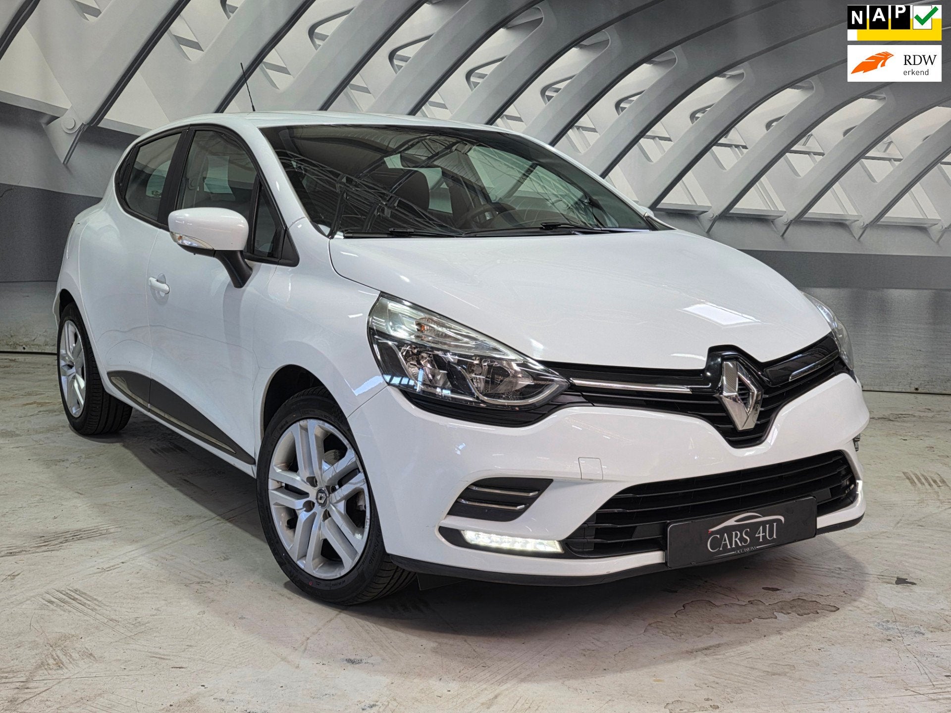 Renault Clio 0.9 TCe Zen, Auto's, Renault, Voorwielaandrijving, 898 cc, Stof, Gebruikt