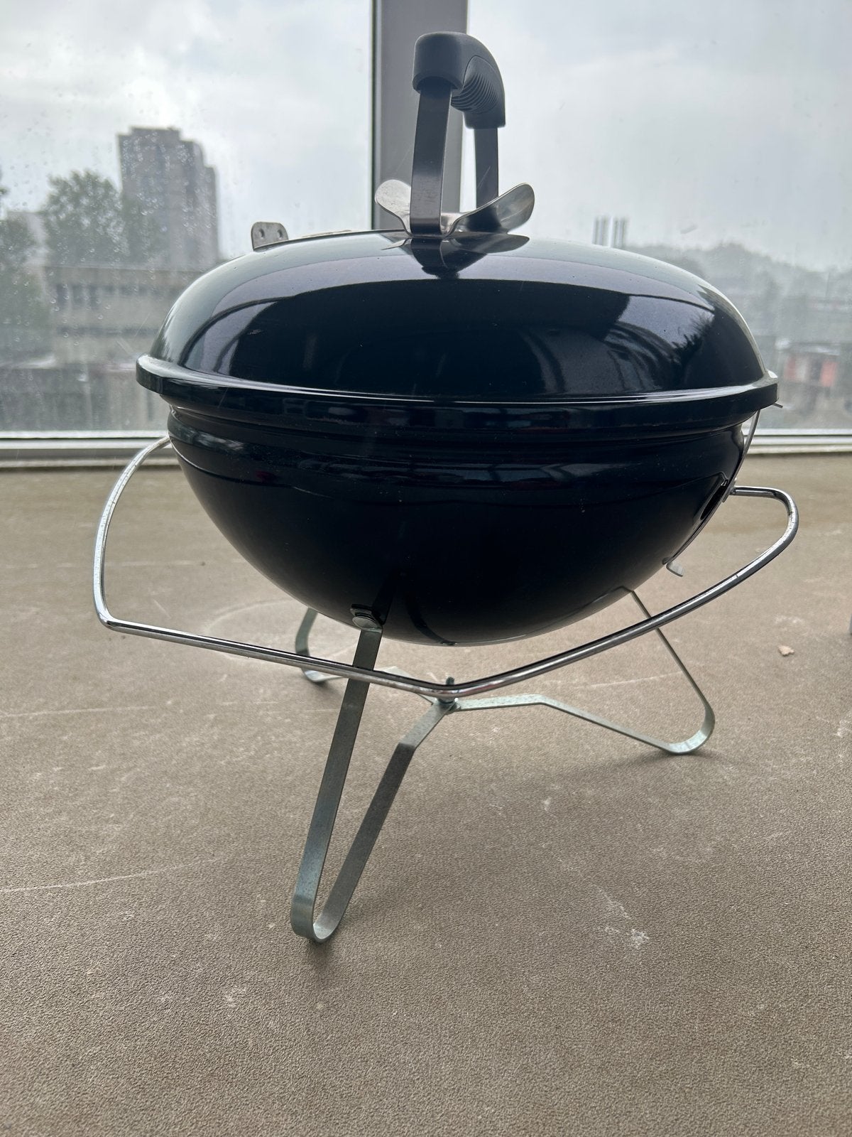 Weber Tafelmodel BBQ met accessoires en schoonmaakmiddelen, Ophalen of Verzenden, Nieuw