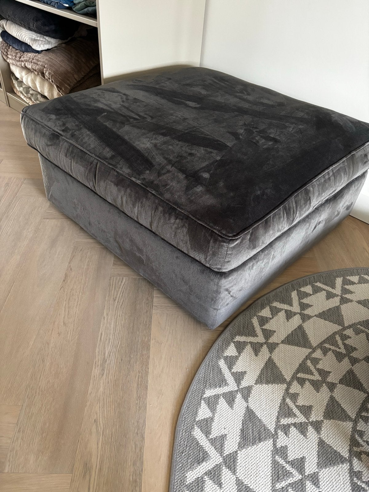 Antraciet stoffen hocker 100x100 cm, 44 cm hoog DOK2, Ophalen, Gebruikt, Vierkant, 75 tot 100 cm