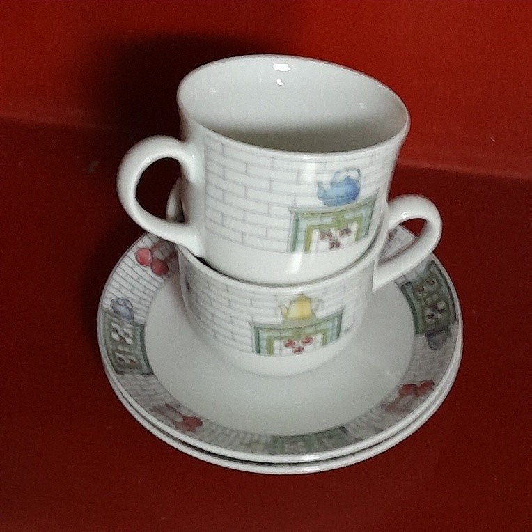 2 kop-en-schotels . Wunsiedel / D.E., Gebruikt, Ophalen of Verzenden, Overige stijlen, Kop(pen) en/of Schotel(s)