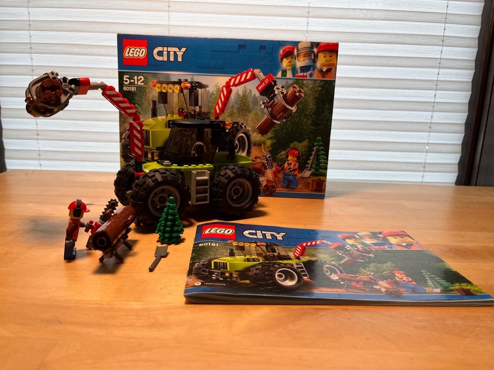 Lego City 60181 Bosbouwtractor met minifiguren, City, Lego, Ophalen of Verzenden, Zo goed als nieuw