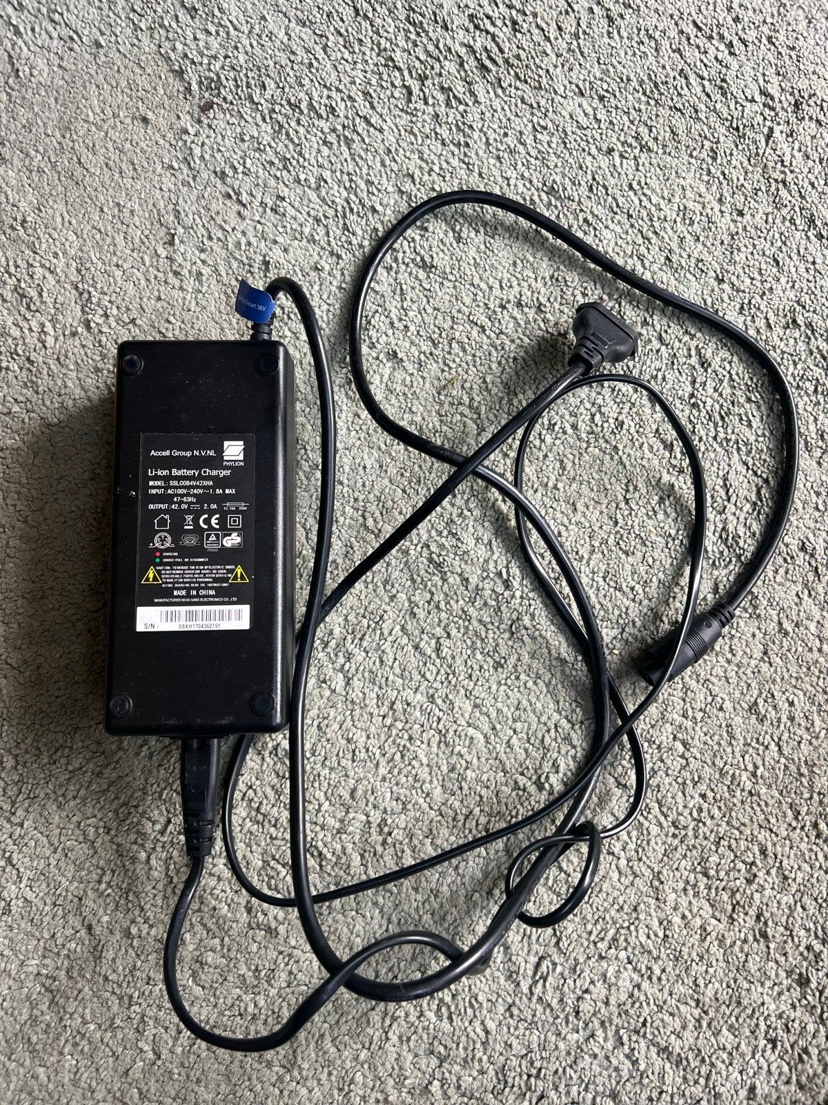 Accell Group Li-ion Batterijlader, Ophalen of Verzenden, Gebruikt
