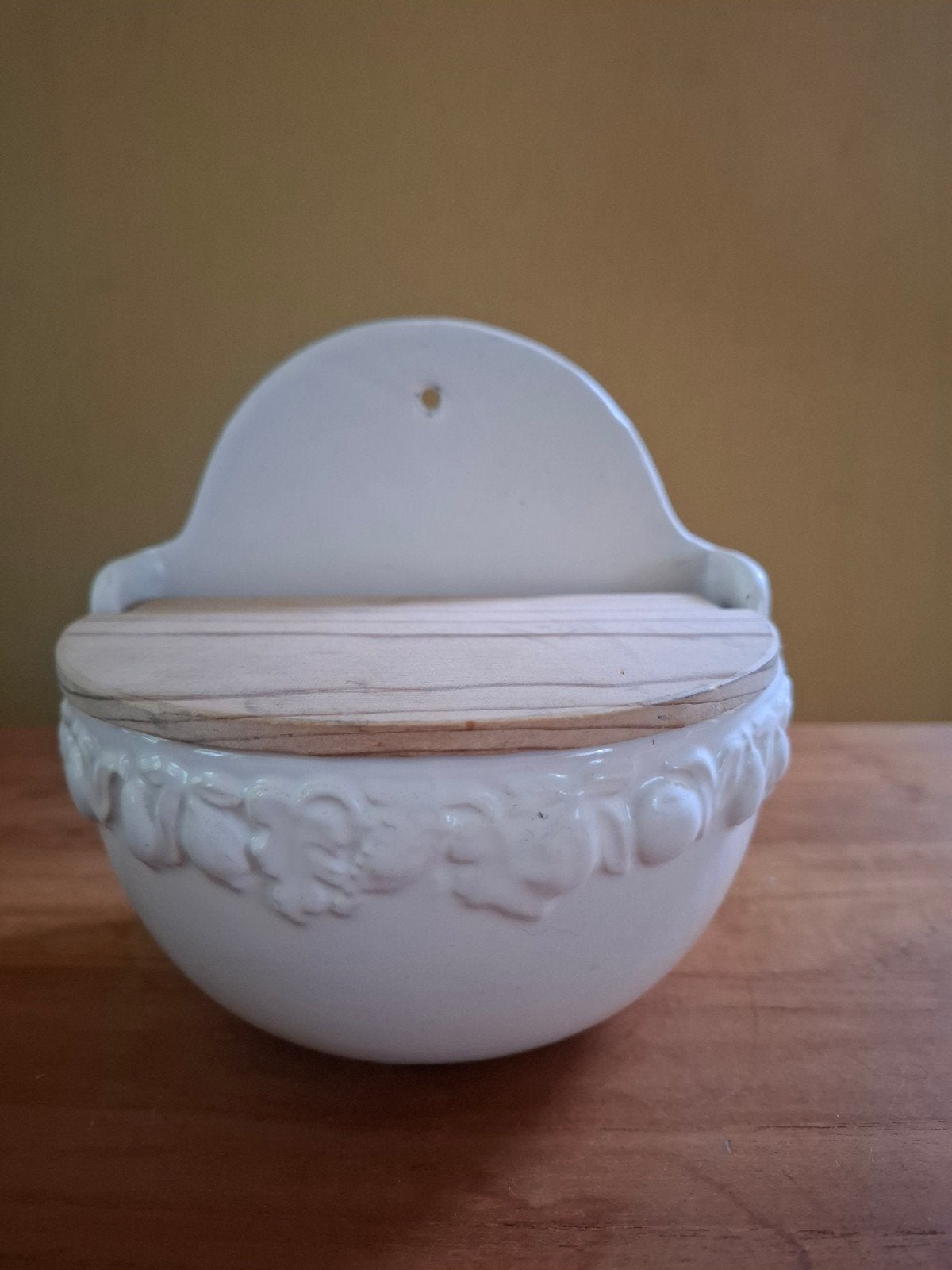 Vintage keramische zoutpot met houten deksel, Ophalen of Verzenden