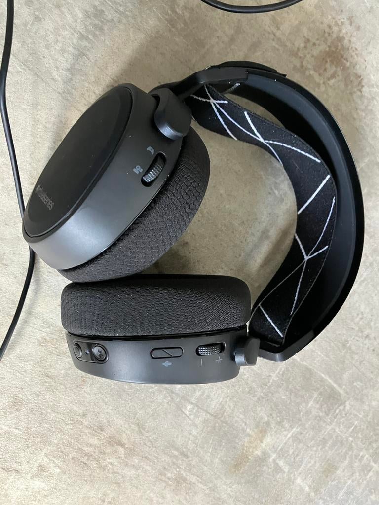 Steelseries arctis 9 voor PC en PS5, Computers en Software, Headsets, Mute-functie, Ophalen of Verzenden, Zo goed als nieuw, Draadloos