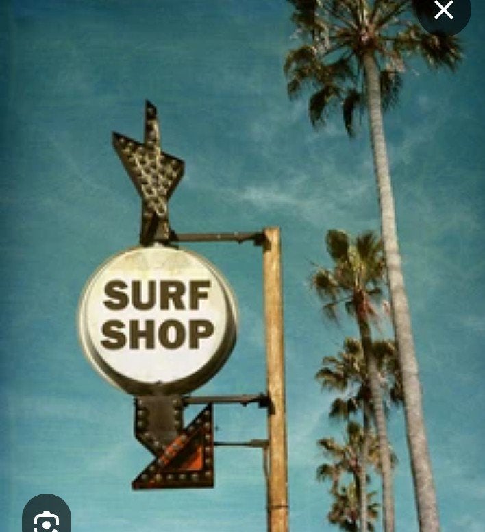 Surf Shop Vintage Muurschildering Behang - 212x280 cm, Ophalen of Verzenden, 50 tot 75 m², Groen