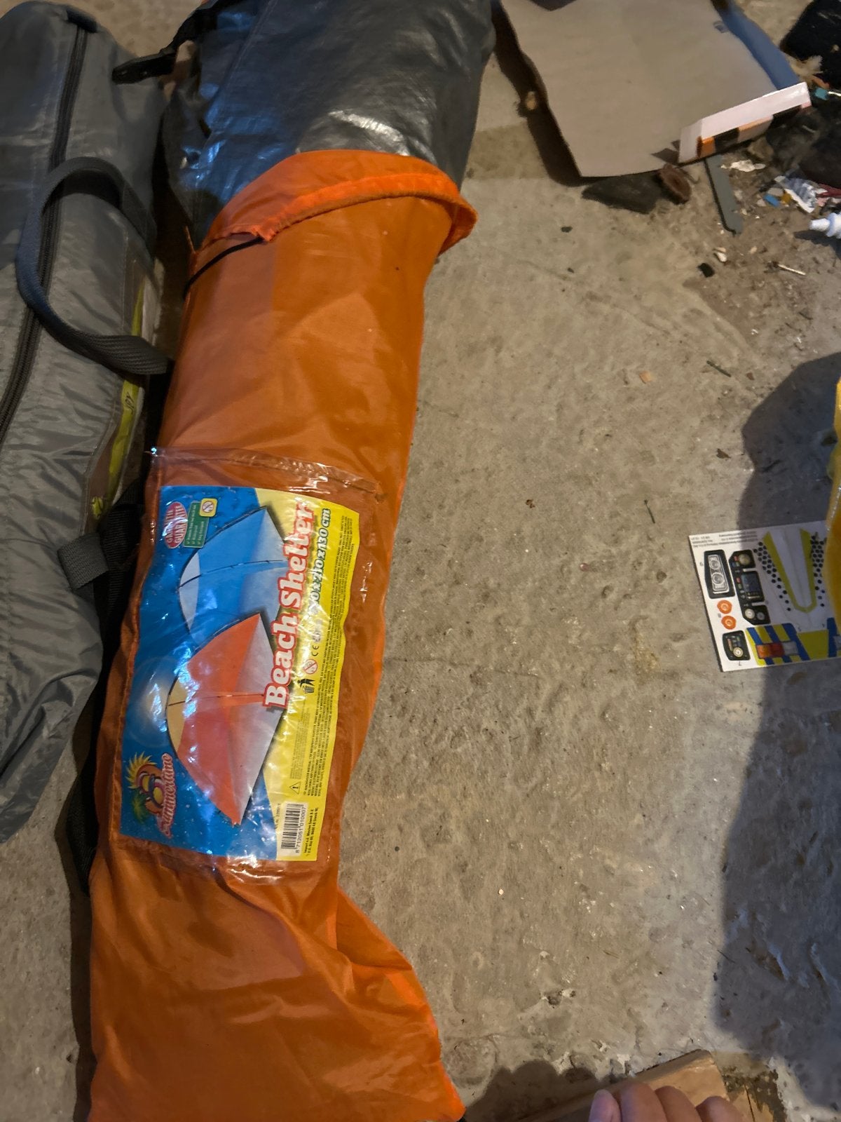 Nieuwe strandtent - Beach Shelter, Caravans en Kamperen, Ophalen of Verzenden, Nieuw, Tot en met 2