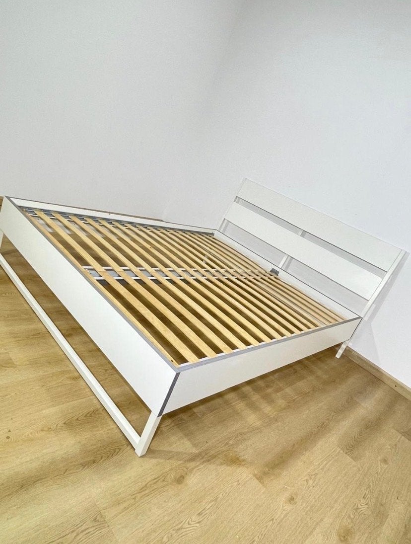 - IKEA TRYSIL tweepersoonsbed 140  200 cm met matras  -Wit, Ophalen, Wit, Tweepersoons, 140 cm