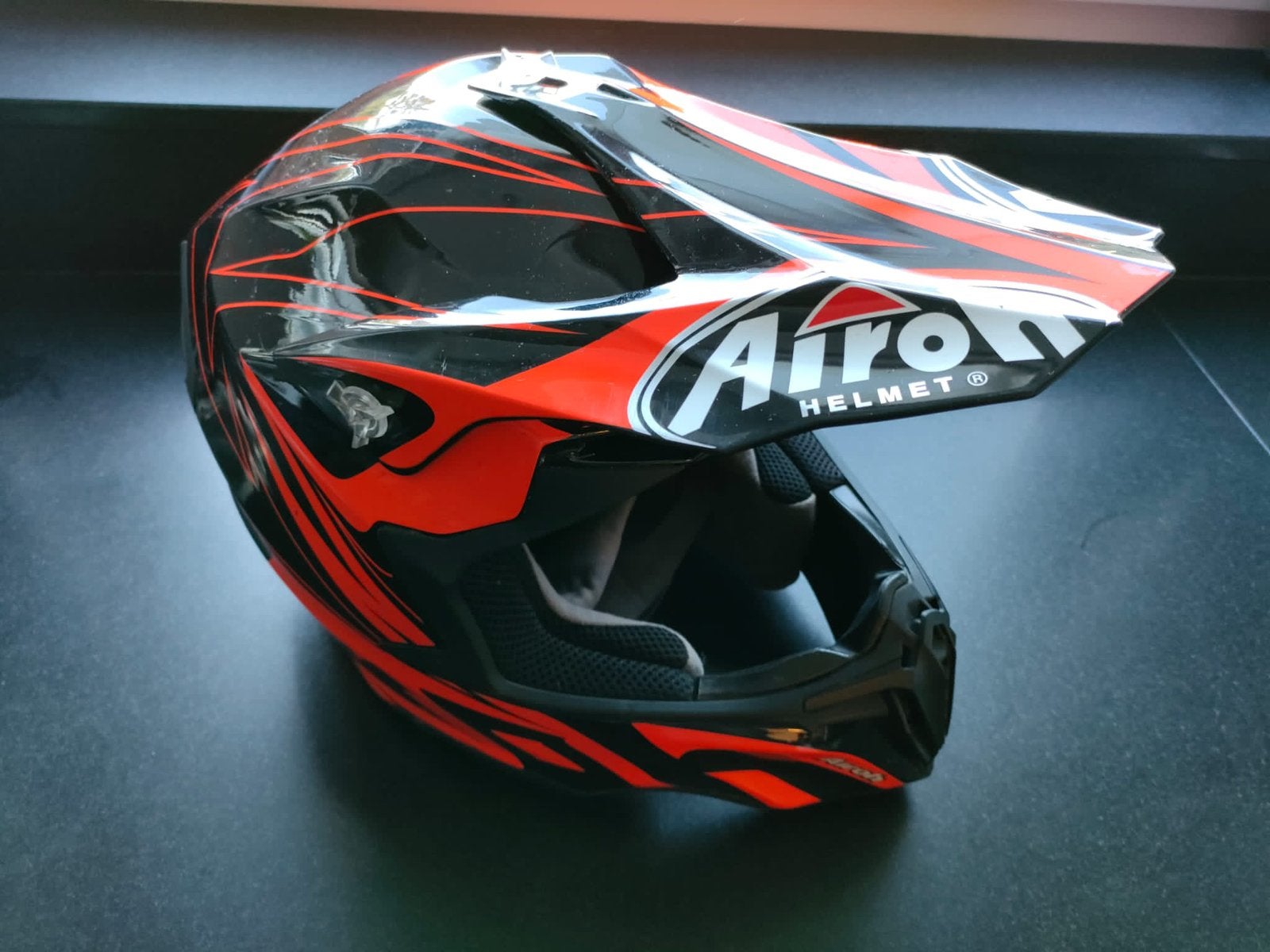 Airoh helm maat M, Motoren, Ophalen of Verzenden, Tweedehands, Offroadhelm, Overige merken