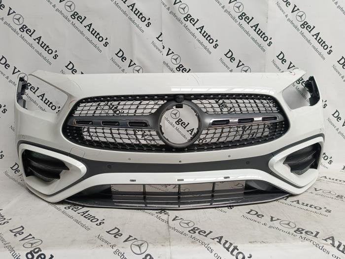 Voorbumper van een Mercedes GLA (9149), Gebruikt, -, Ophalen of Verzenden, Bumper