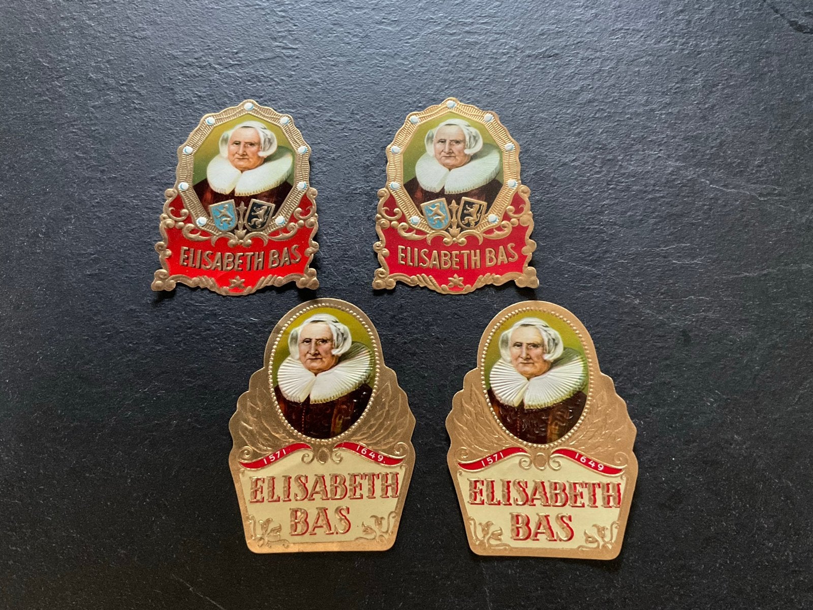 4 Elisabeth Bas sigarenbandjes - Vintage, Ophalen, Gebruikt