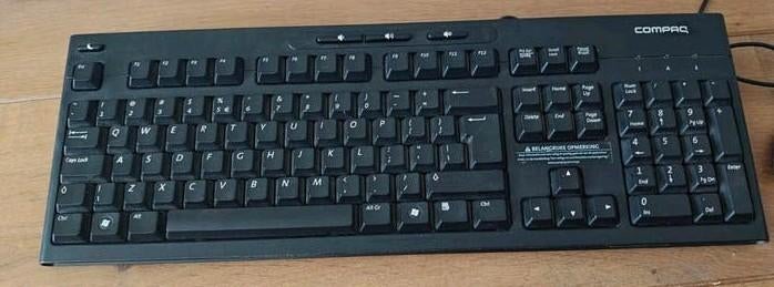 Compaq toetsenbord met PS/2 aansluiting, Computers en Software, Toetsenborden, Gebruikt, Compaq, Ophalen of Verzenden, Qwerty