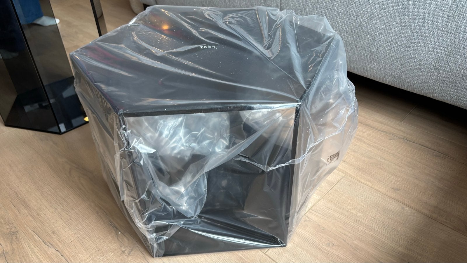 FEST bijzettafel glas grijs, Ophalen, Minder dan 45 cm, Nieuw, 55 tot 75 cm