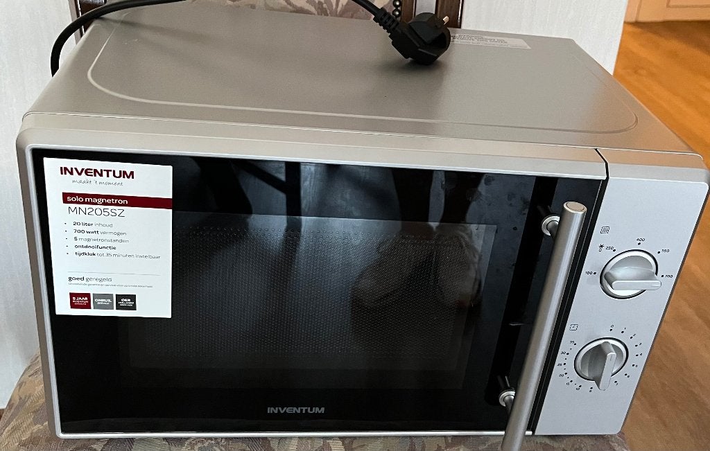Mooie Magnetron, zo goed als nieuw!, Ophalen, Draaiplateau, Magnetron, Zo goed als nieuw