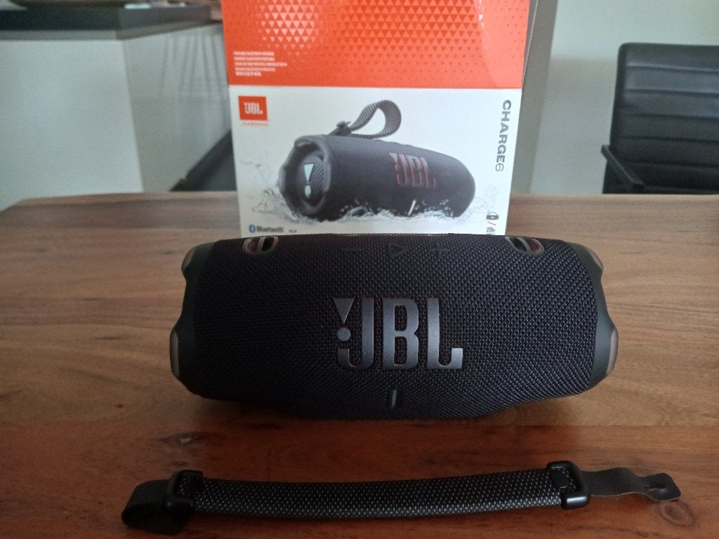JBL charge 6, Audio, Tv en Foto, Luidsprekers, Ophalen, JBL, Party speaker, Zo goed als nieuw
