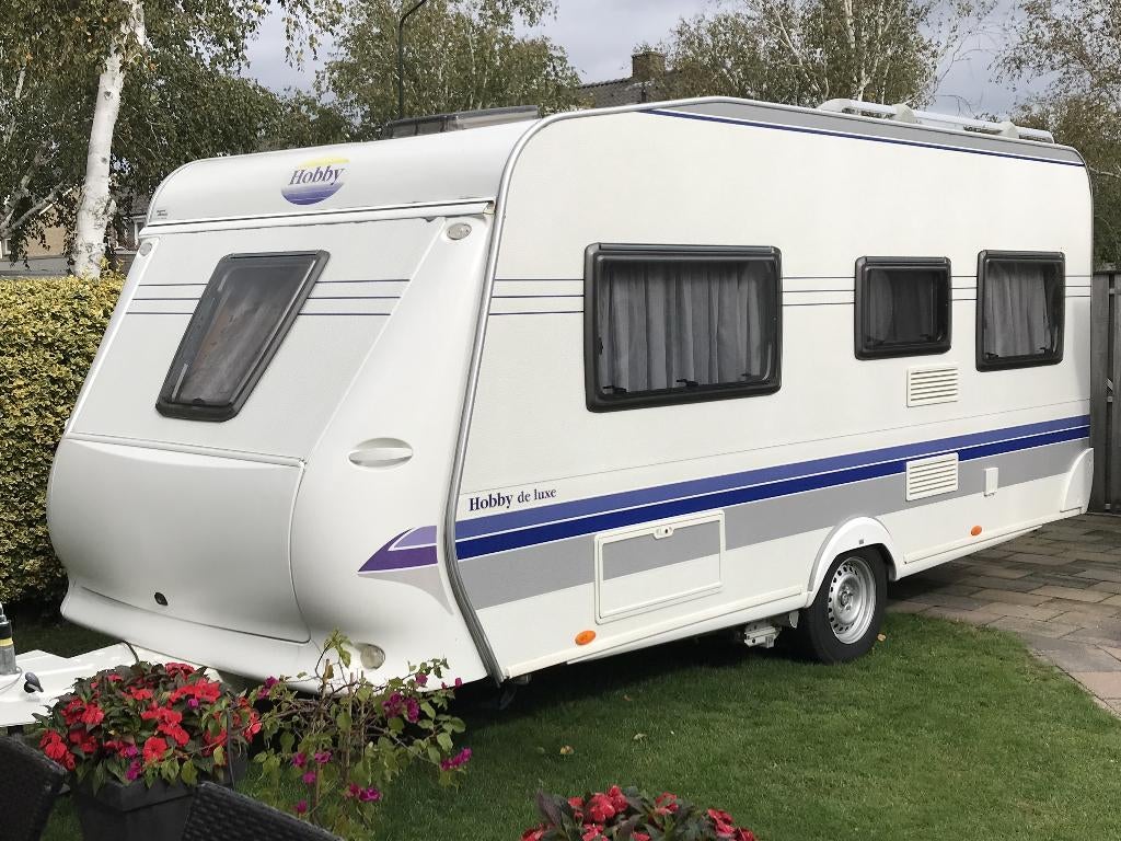 Hobby CARAVAN 460 UFE de luxe 2009 (model 2008), Vast bed, Rondzit, Hobby, Schokbreker