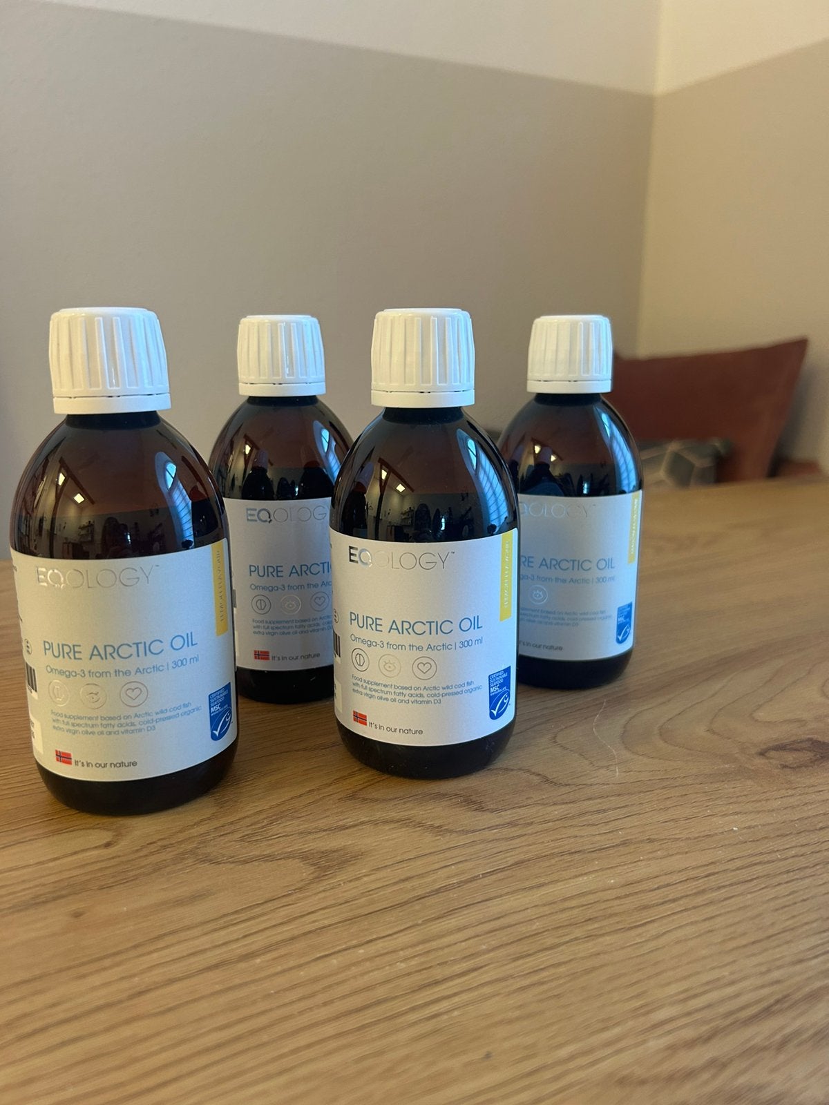 4 flessen Eqology visolie, Ophalen of Verzenden, Zo goed als nieuw, Poeder of Drank
