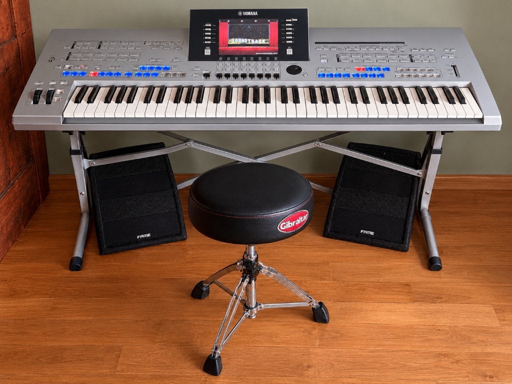 Yamaha Tyros 4 complete set met speakers, kruk, HD en meer, Ophalen, 61 toetsen, Yamaha, Zo goed als nieuw