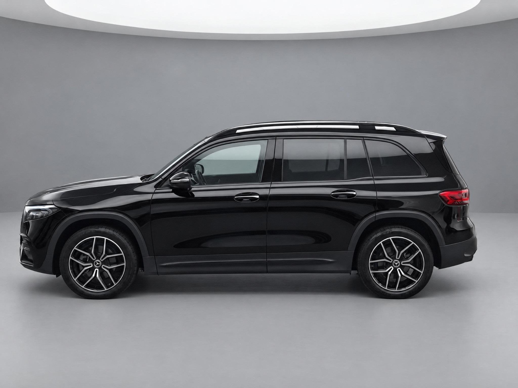 Mercedes-Benz EQB 250 AMG Line 67 kWh, Auto's, Gebruikt, 190 pk, Leder en Stof, Zwart