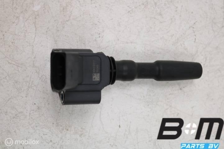Bobine met bougiestekker VW Passat B8 04E905110K, Gebruikt