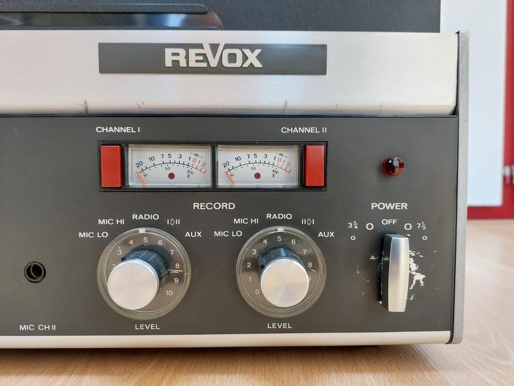Revox A77 4-sporen bandrecorder met accessoires, Audio, Tv en Foto, Bandrecorders, Ophalen