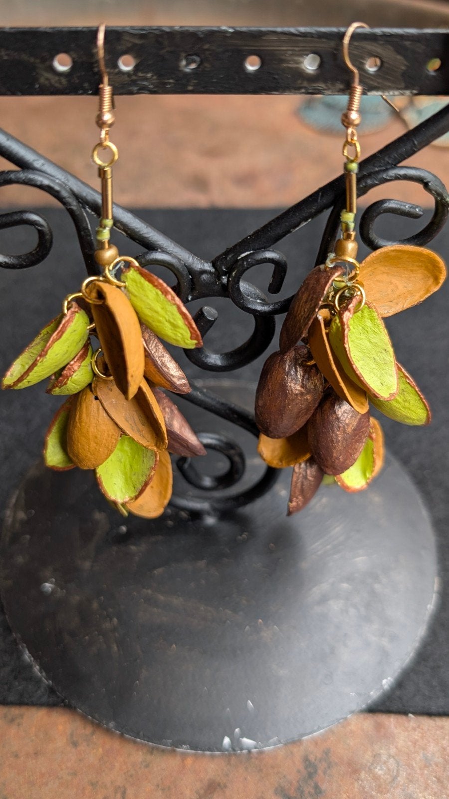 Handgemaakte oorbellen van pistachenoten, Overige materialen, Hangers, Nieuw, Ophalen of Verzenden