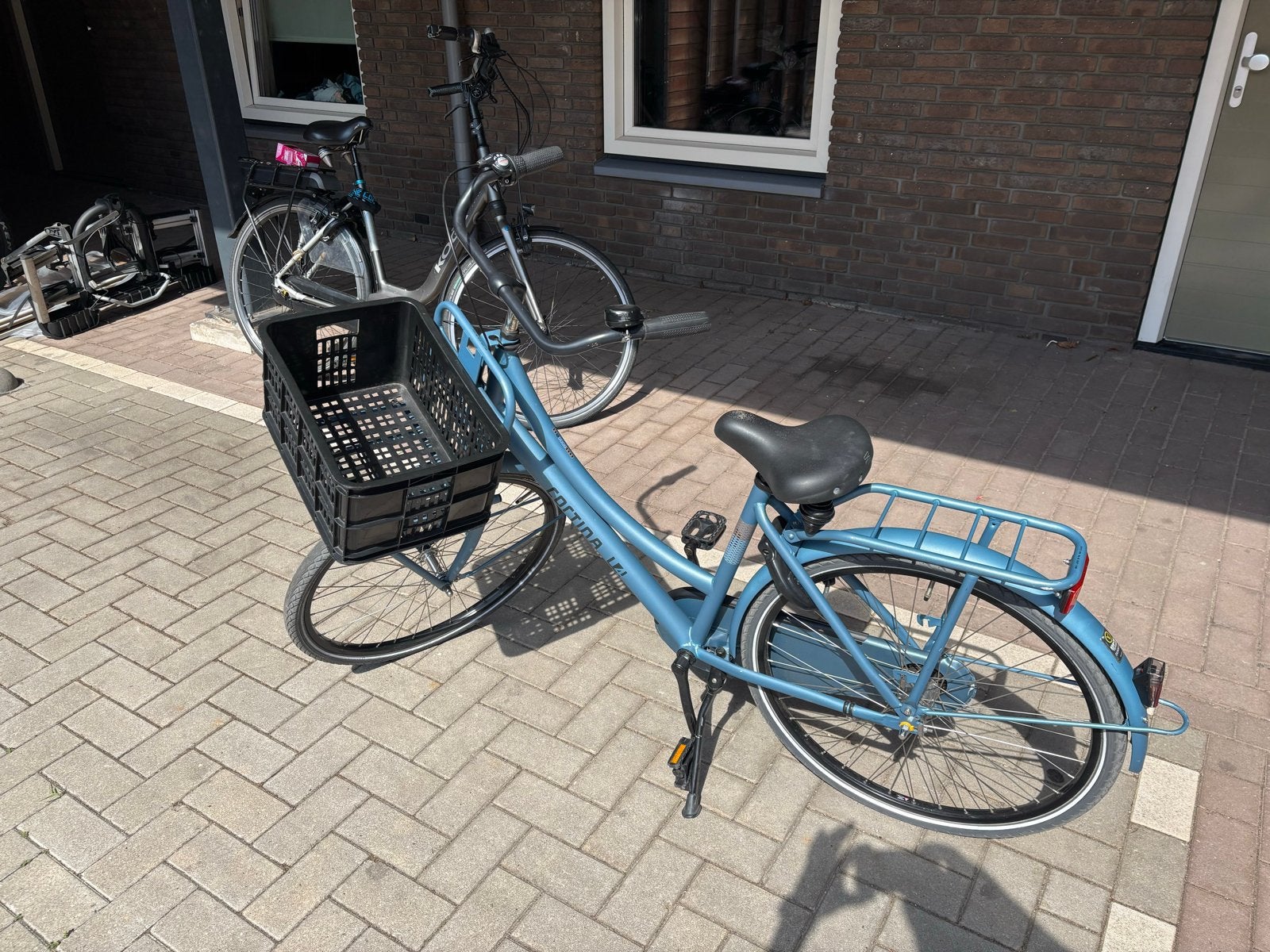 Cortina Meisjesfiets met kratje. Weinig op gefietst, 26 inch of meer, Terugtraprem, Versnellingen, Ophalen of Verzenden