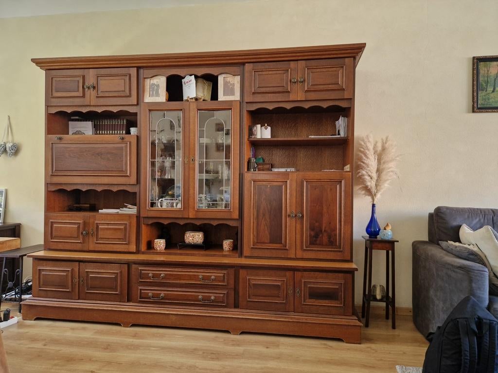 GRATIS Grote Houten Kamerkast met Vitrine en Opbergruimte, Ophalen, Gebruikt, Met deur(en), Klassiek, Robuust
