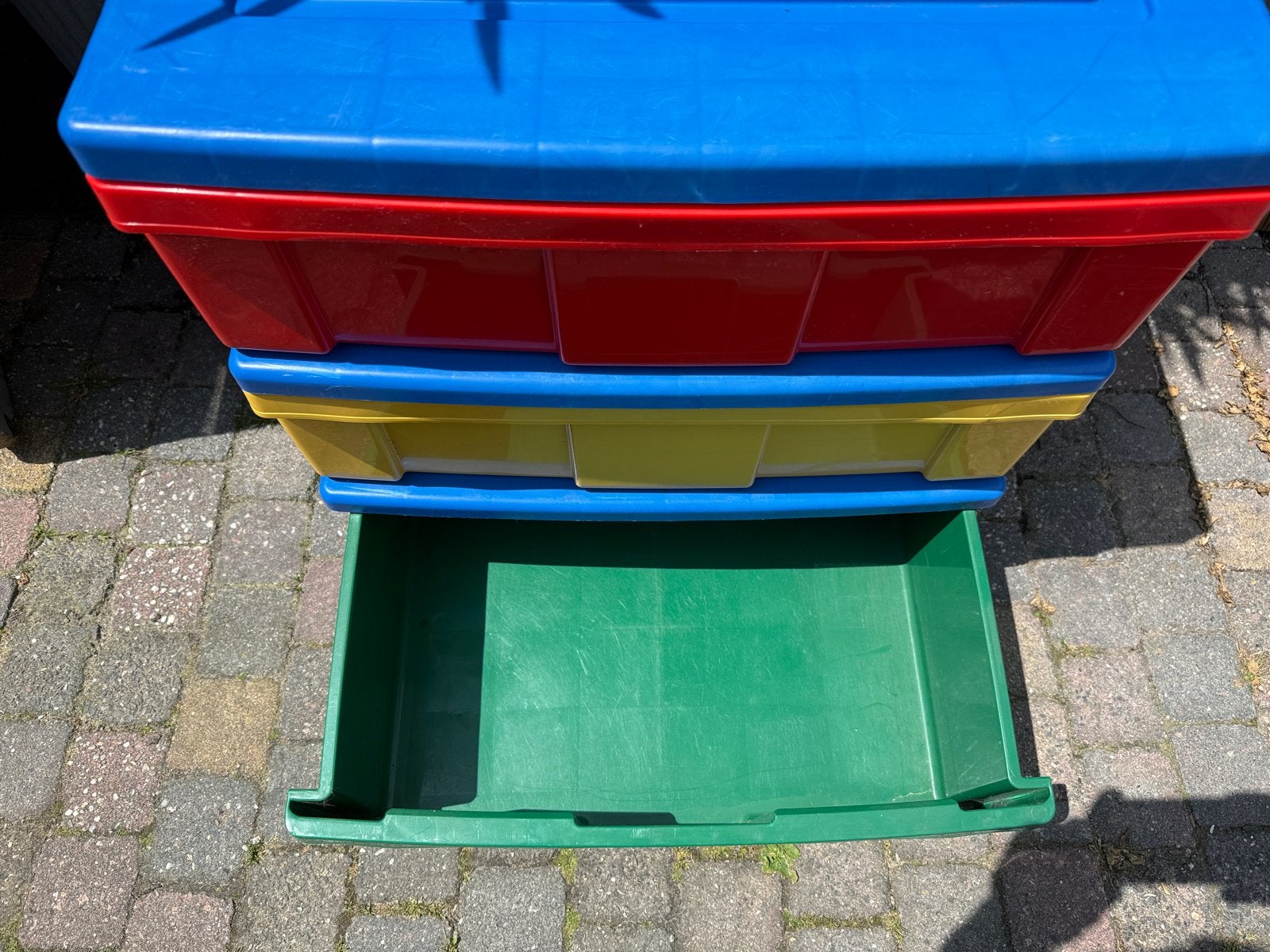 Kleurrijke ladekast voor speelgoed of opslag, Kinderen en Baby's, Kinderkamer | Commodes en Kasten, Gebruikt, Minder dan 50 cm