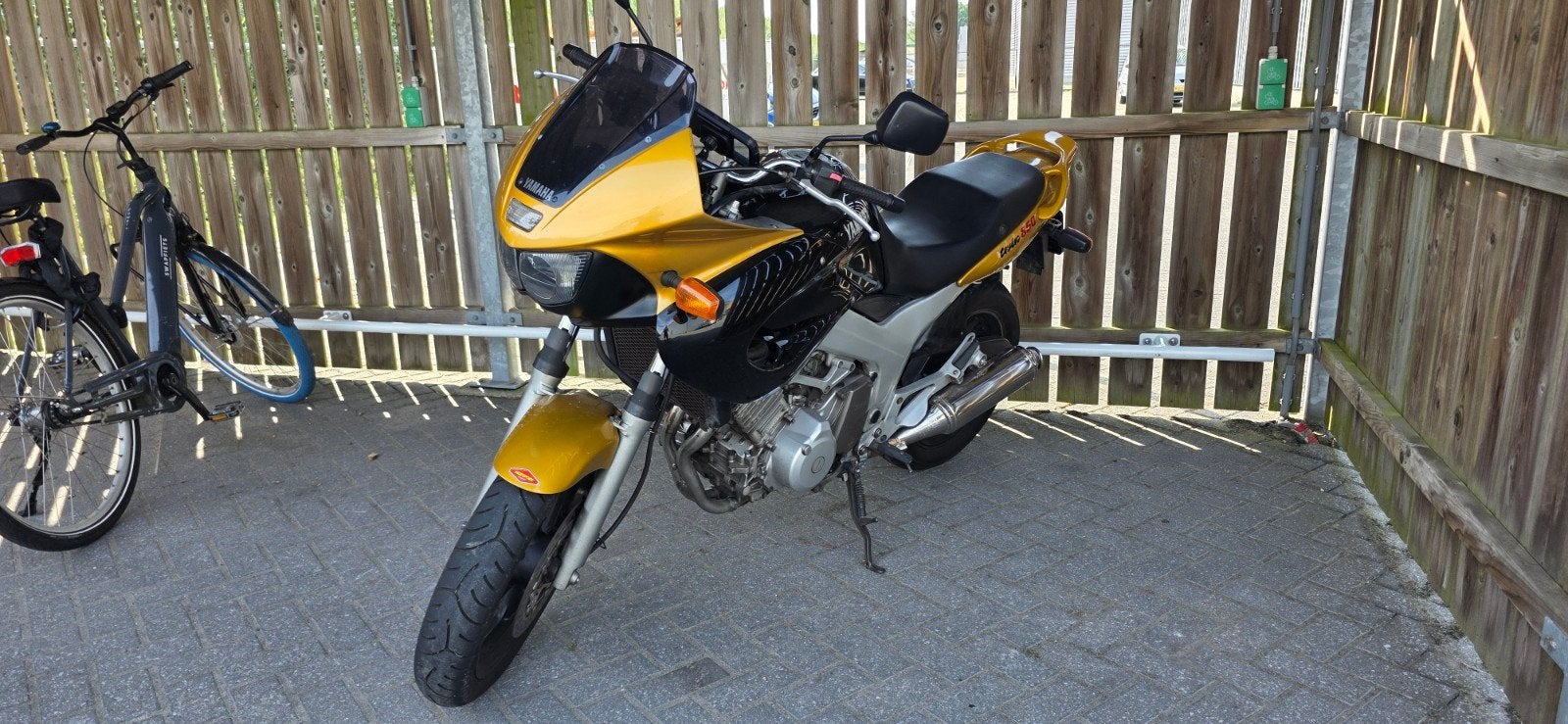 Zeer nette Yamaha TDM850 1998, Motoren, 2 cilinders, Sportuitlaat, Occasion, Motorrijbewijs A